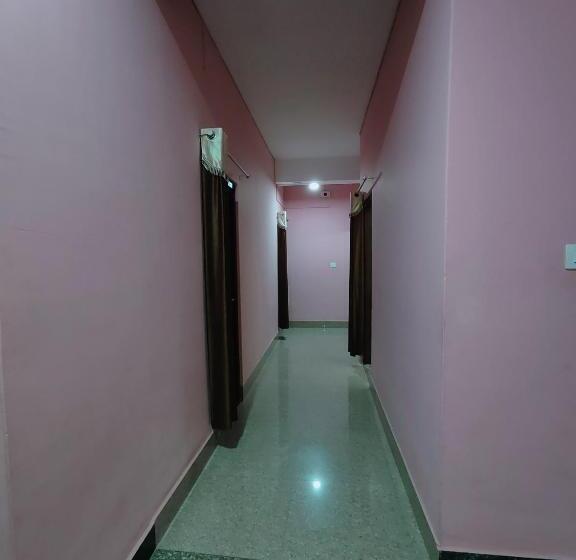 پانسیون Gulab Lodge