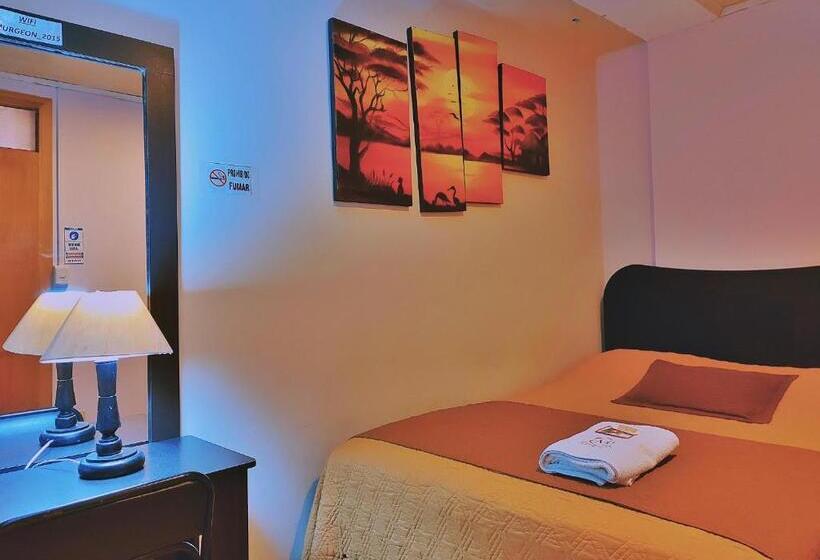 پانسیون Hostal Murgeon Boutique