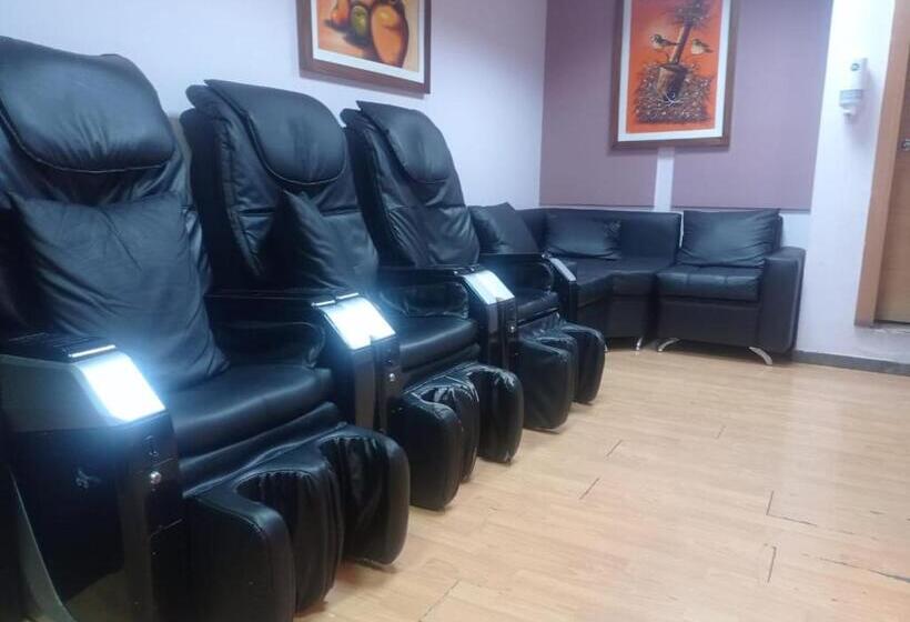 بنسيون Hostal Murgeon Boutique