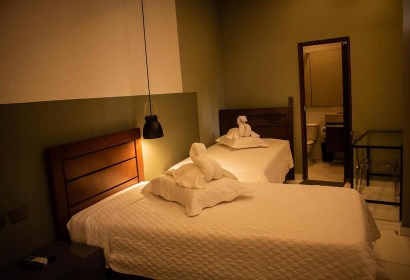 پانسیون La Casona