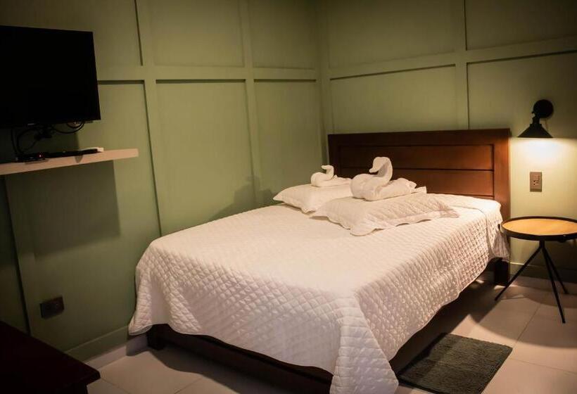 پانسیون La Casona