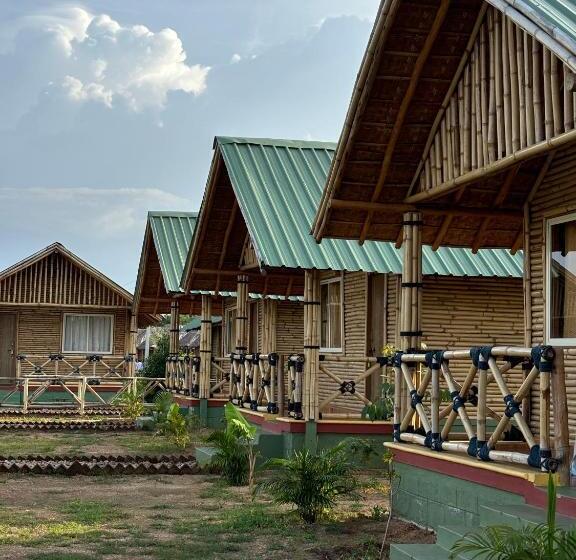 پانسیون Mowgli S Cafe Hampi & Guest House