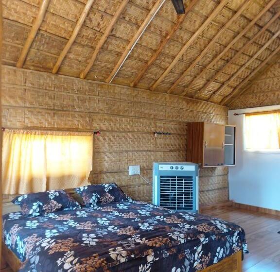 پانسیون Mowgli S Cafe Hampi & Guest House