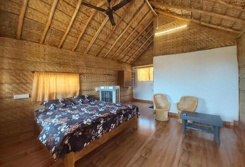 پانسیون Mowgli S Cafe Hampi & Guest House