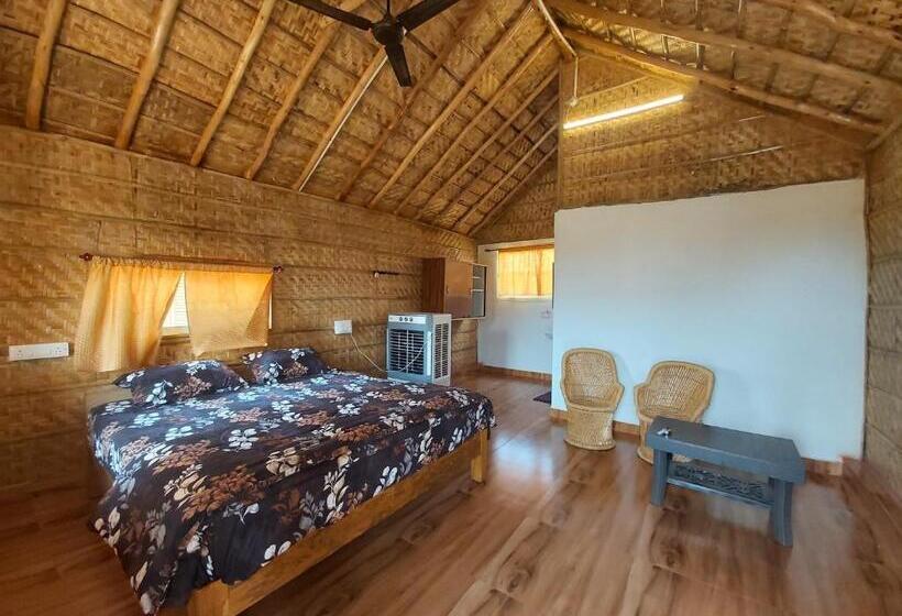 پانسیون Mowgli S Cafe Hampi & Guest House