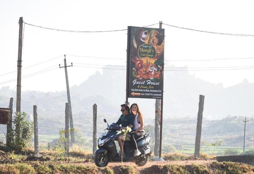 پانسیون Mowgli S Cafe Hampi & Guest House