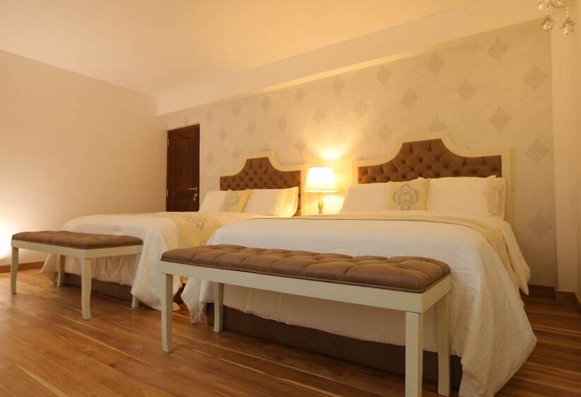 פנסיון Nicholas Cottage