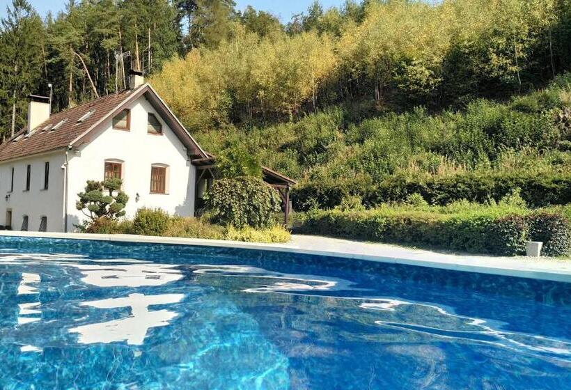 פנסיון Penzion Starý Pivovar