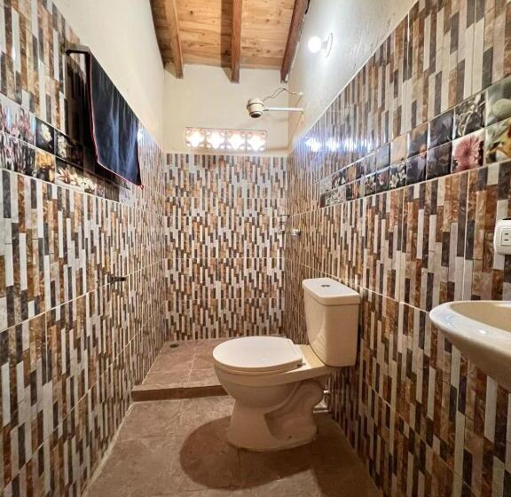 بنسيون Residencia Artistica Y Hostal Los Colores