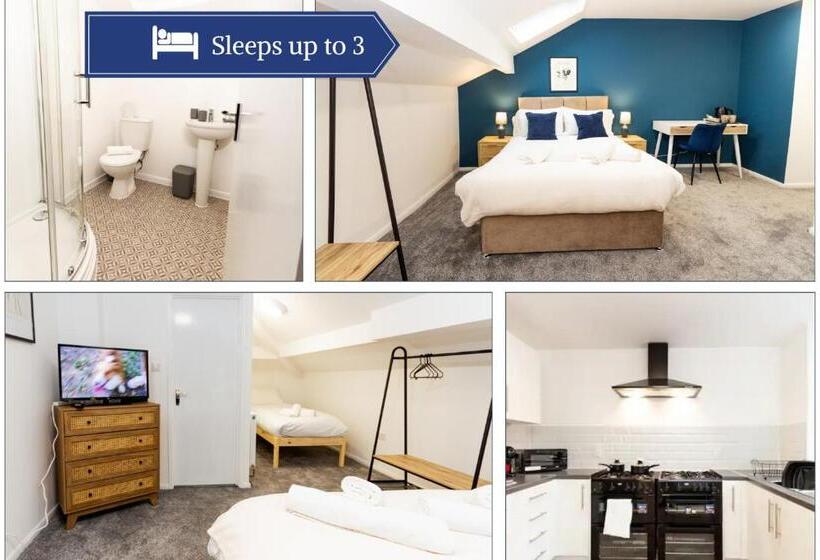 Пансион Suite 7   Family Room In The Heart Of Oldham