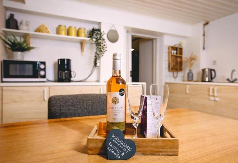 펜션 The Wine Cellar