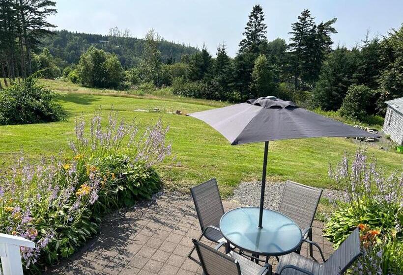 بنسيون Tides Inn Guest Suites