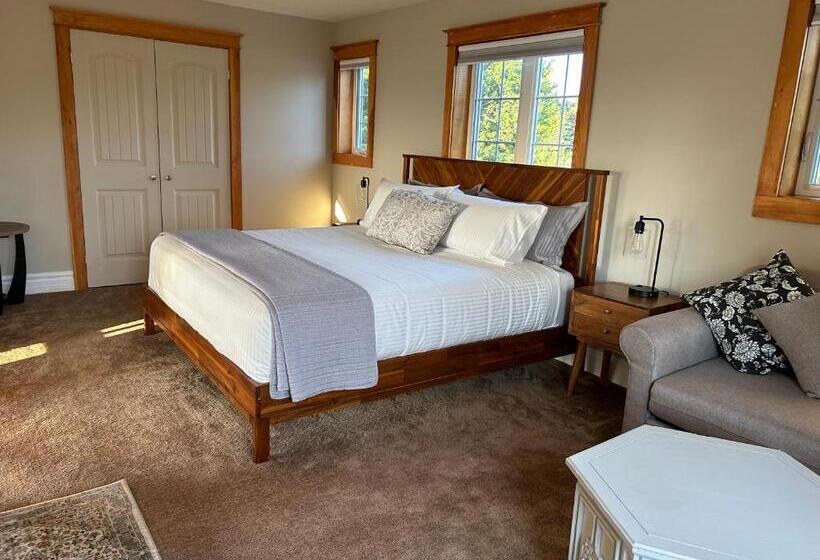 بنسيون Tides Inn Guest Suites