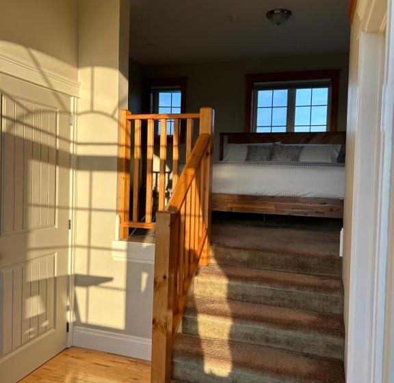 بنسيون Tides Inn Guest Suites