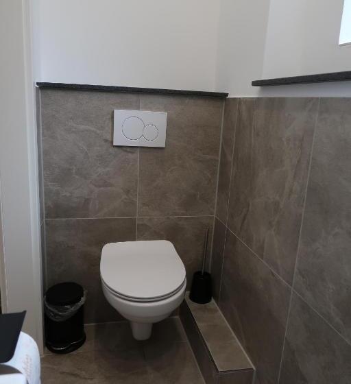 膳宿费 Tokas   An Der Regiobahn