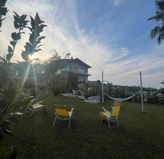 Пансион Vila Mozaik