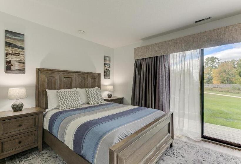 منتجع The Shores