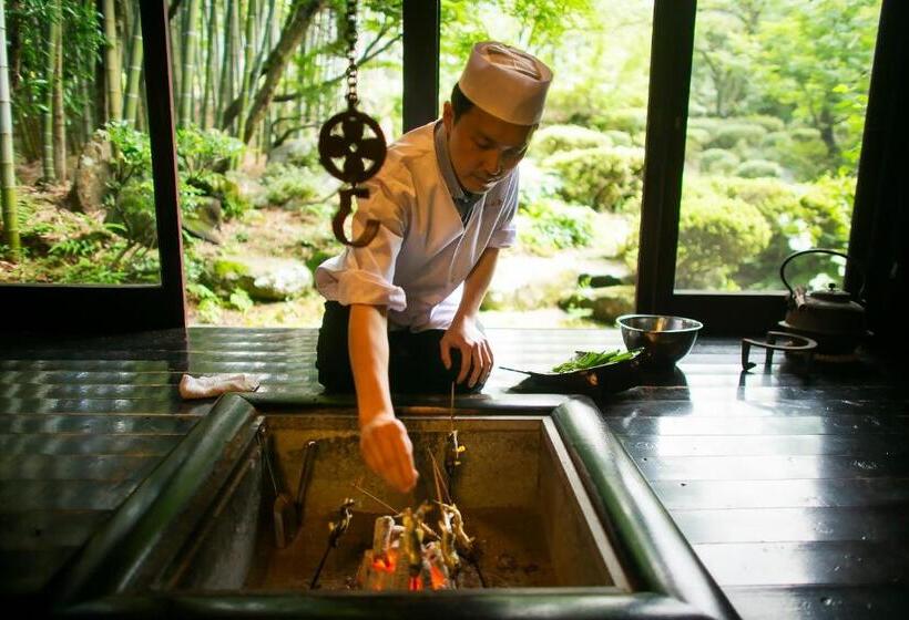Ryokan 川魚・山菜料理　和田屋