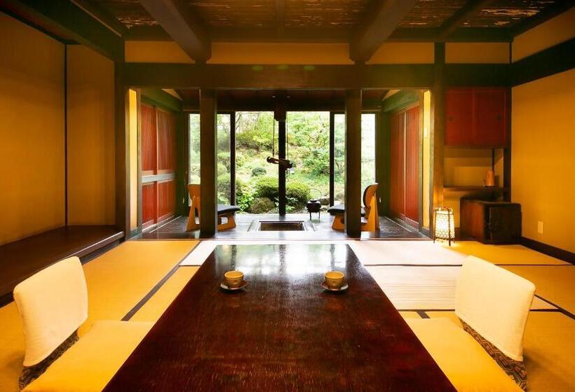 Ryokan 川魚・山菜料理　和田屋