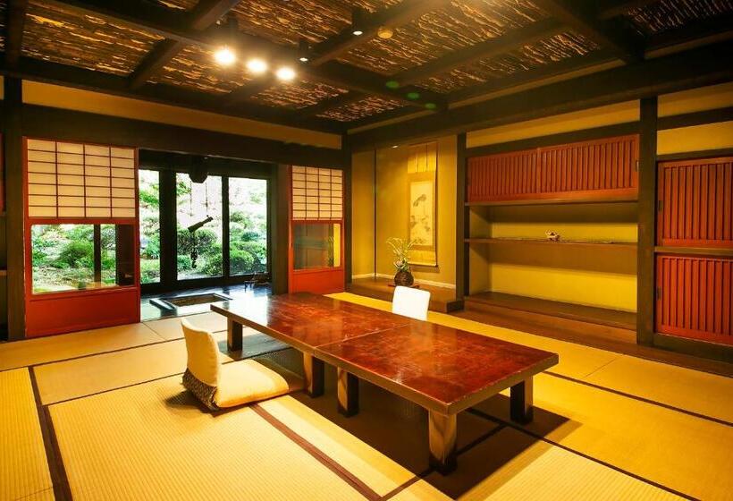 Ryokan 川魚・山菜料理　和田屋