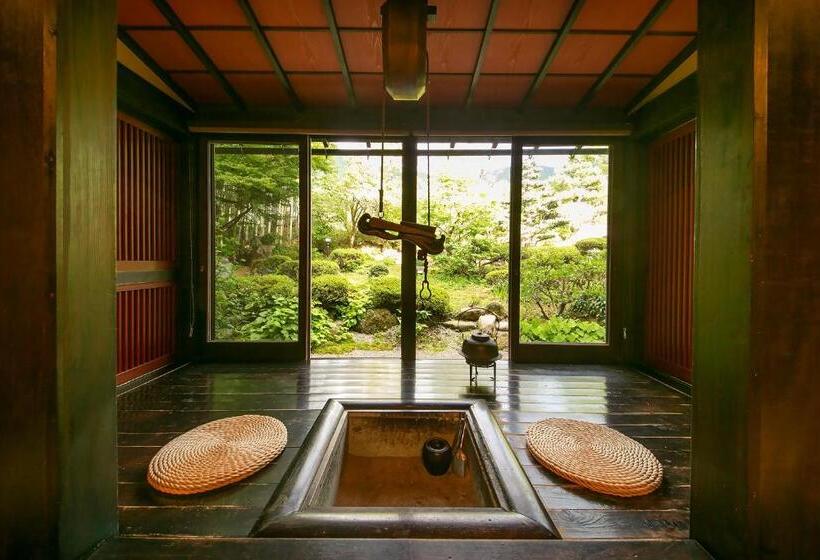 Ryokan 川魚・山菜料理　和田屋