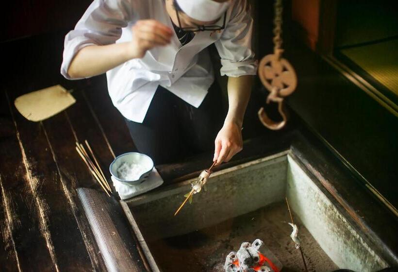 Ryokan 川魚・山菜料理　和田屋