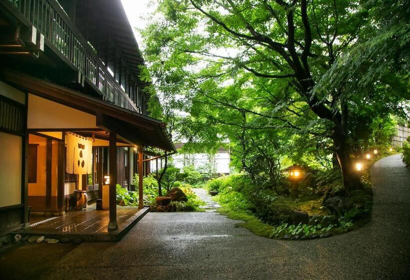 Ryokan 川魚・山菜料理　和田屋