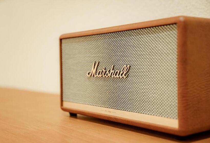 Tasana Bar And Luxury Resort