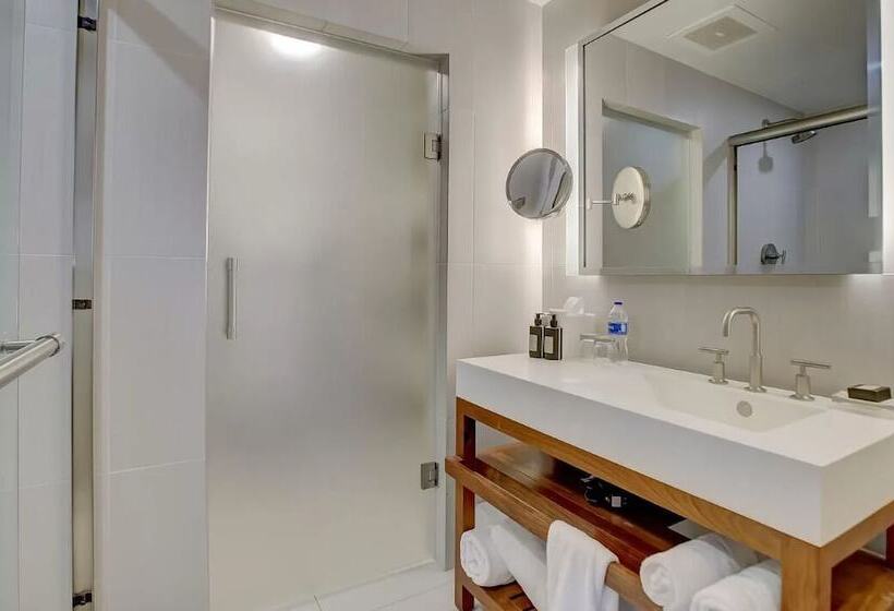 The Marriott W Fort Lauderdale Suite 1907