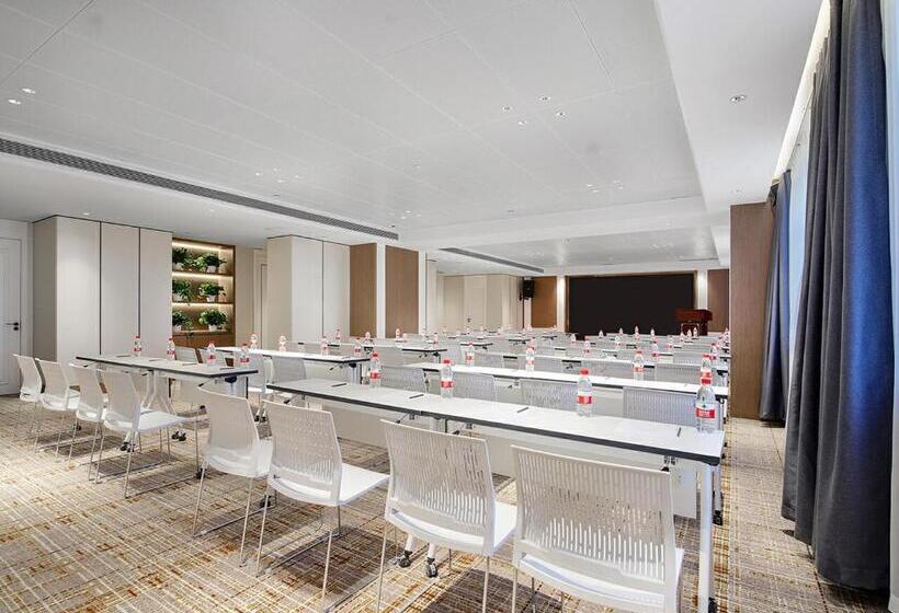 Vienna International Hotel Lanzhou Sasseur Outlets & Yellow Riverside