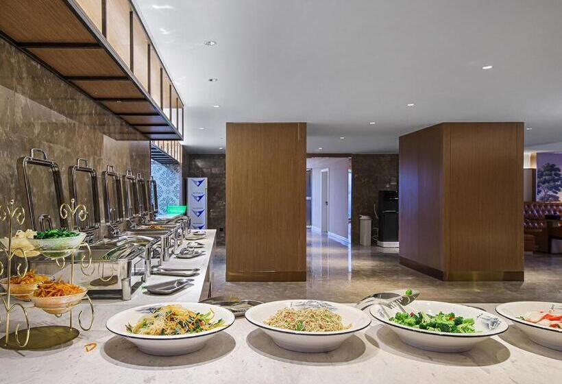 Vienna International Hotel Lanzhou Sasseur Outlets & Yellow Riverside