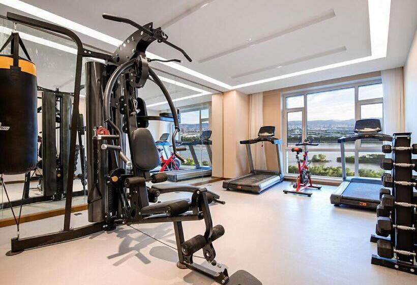 Vienna International Hotel Lanzhou Sasseur Outlets & Yellow Riverside