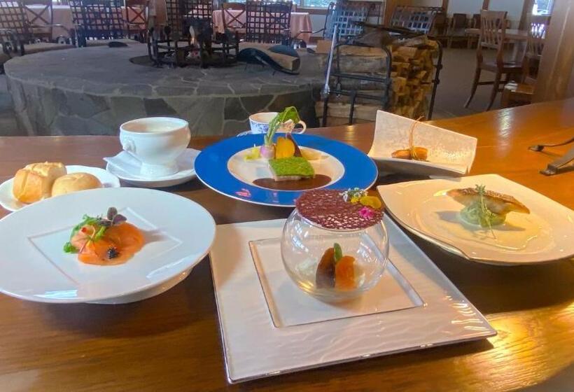 White Hotel Grand Hakuba