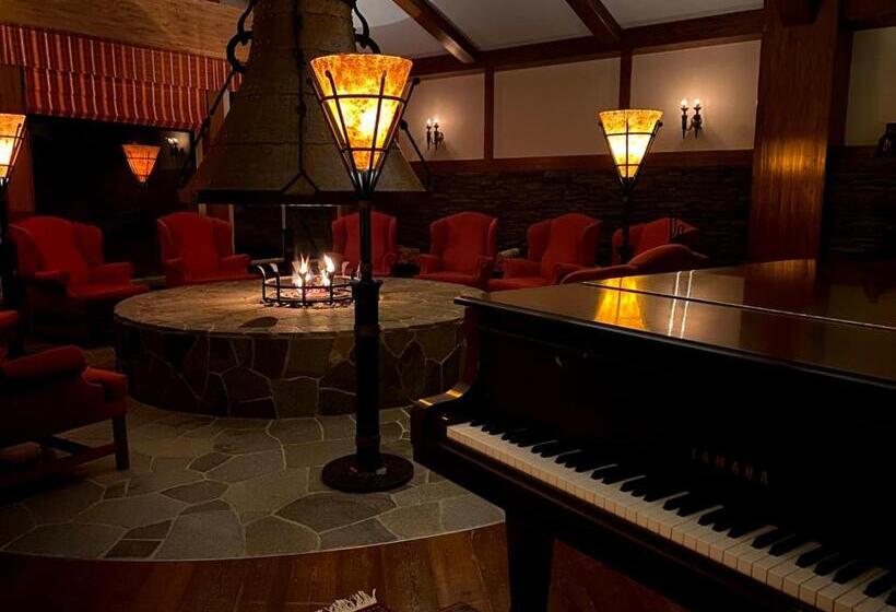 White Hotel Grand Hakuba