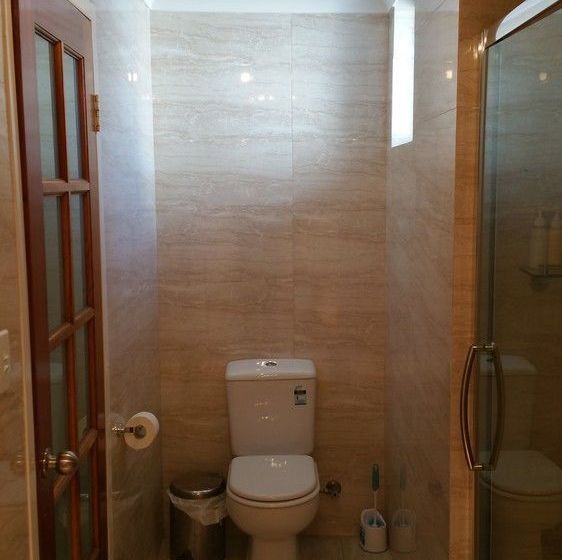 Adelaide House Apartments Fremantle