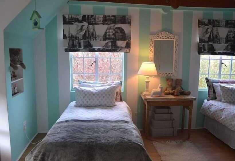 Ambleside Clarens Self Catering Cottages