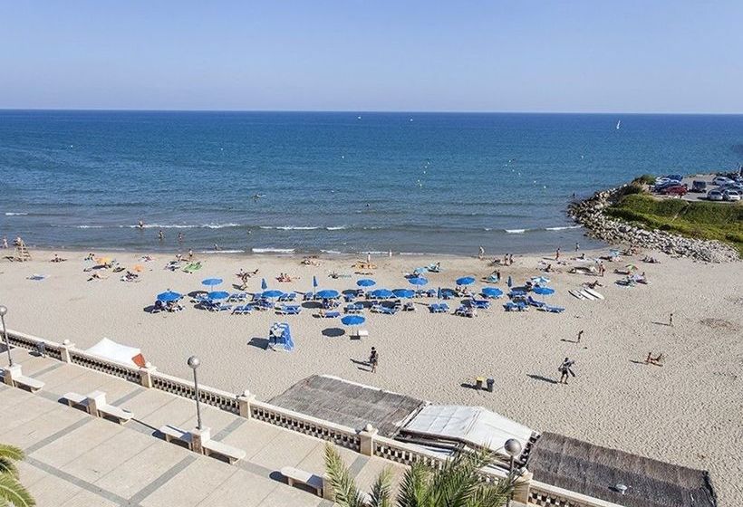 Apartment By The Sea