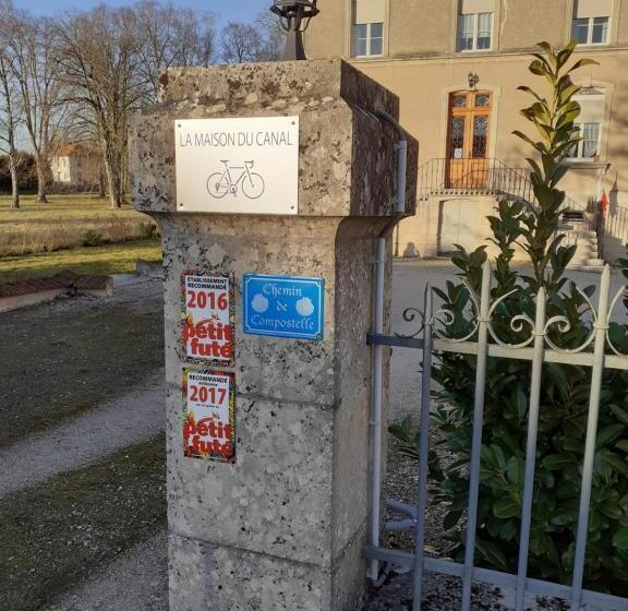 مبيت وإفطار La Maison Du Canal