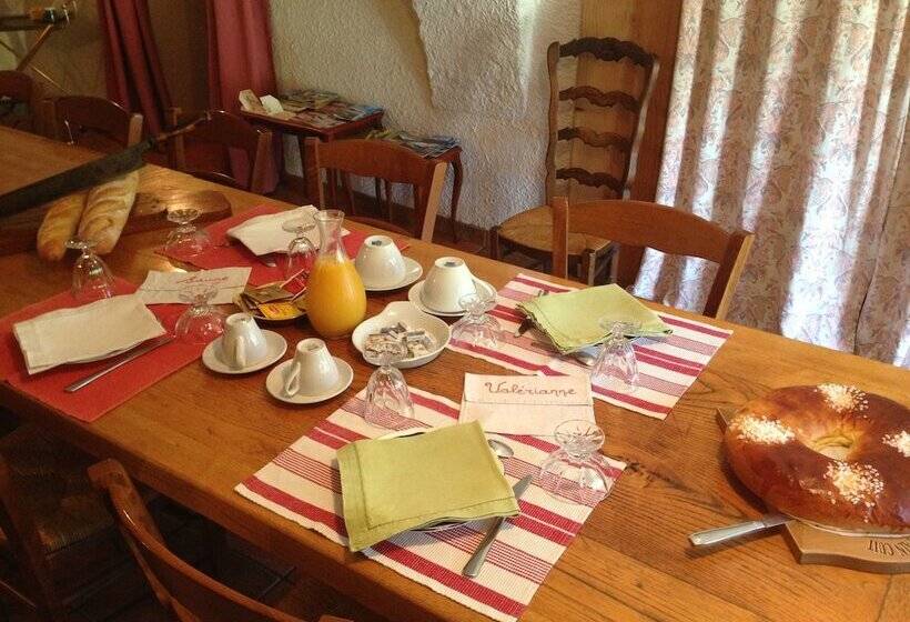 ベッドアンドブレックファースト Au Fil Des Saisons