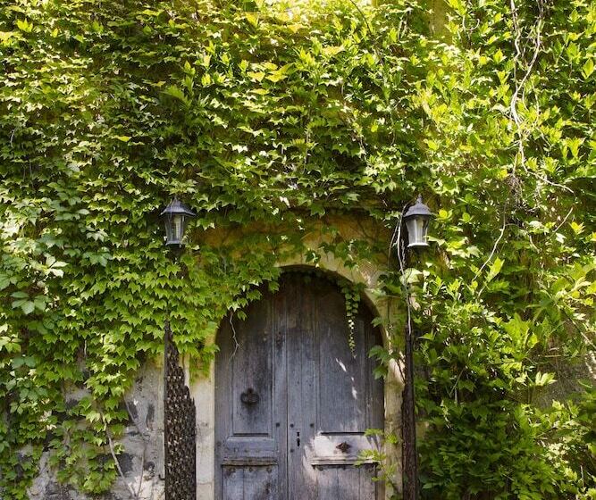 민박 Chateau De Mauras