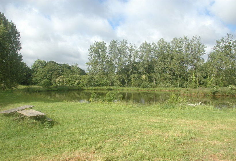 مبيت وإفطار Le Chateau De Claids