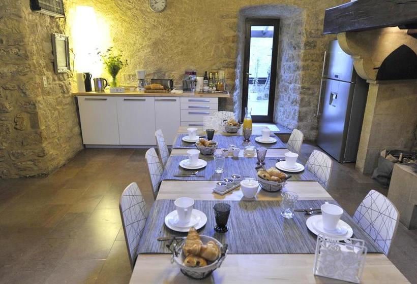 مبيت وإفطار Hermitage Saint Pierre