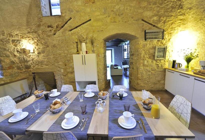 مبيت وإفطار Hermitage Saint Pierre