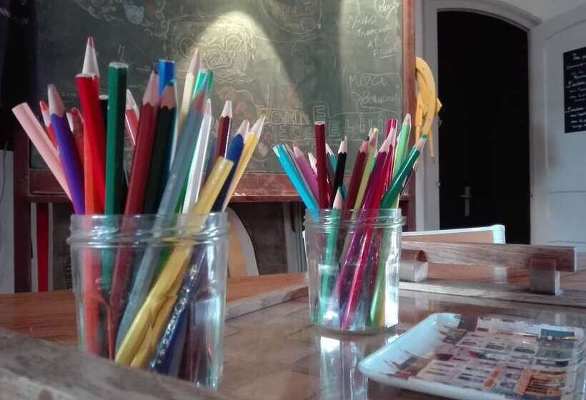 مبيت وإفطار La Bonne Ecole