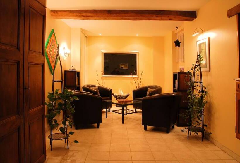 ベッドアンドブレックファースト La Closerie Saint Martin