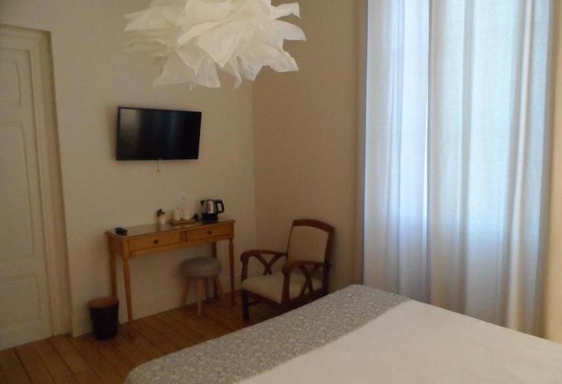 צימר Le Cercle Chambres Climatisées