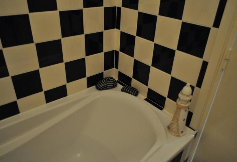 住宿加早餐 Le Château Des Ormes