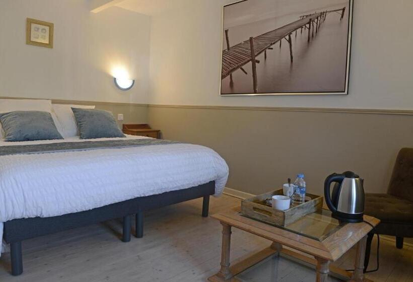 مبيت وإفطار Le Domaine Du Pont Canon