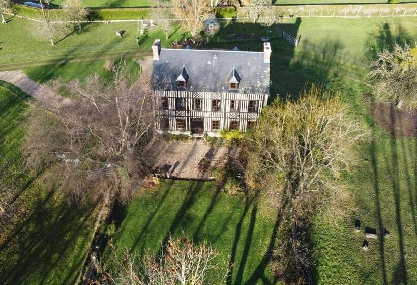 ベッドアンドブレックファースト Le Petit Manoir De La Vernelle