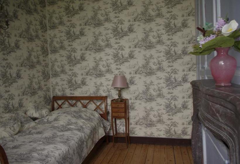 ベッドアンドブレックファースト Manoir Du Lieu Rocher